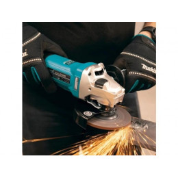 Одноручная углошлифмашина MAKITA GA 5095 X01 в кор.