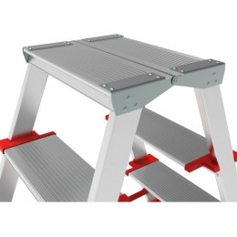 Лестница-стремянка алюм. двухст.67 см 3 ступ. 4,9кг NV 3127 Новая высота