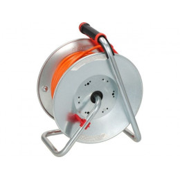 Удлинитель на катушке 40м (3 роз., 3.3кВт, метал. катушка, кабель до -35С, с/з) Brennenstuhl Garant