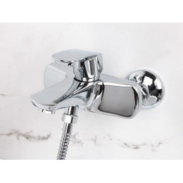Смеситель для ванны (Lt) D35, серия Daisy хром, a-five