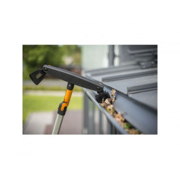 Насадка-очиститель для желобов QuikFit FISKARS