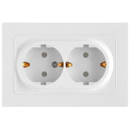 Розетка 2-ая (скрытая, с/з, со шторками) белая, Astrum, BYLECTRICA