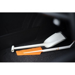 Лопата снеговая автомобильная SnowXpert FISKARS