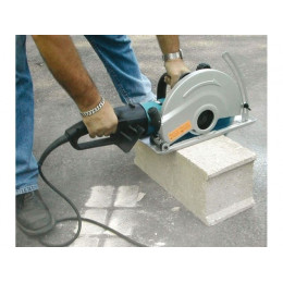 Бороздодел MAKITA 4112 HS в чем.