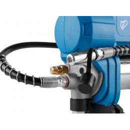 Аккум. шприц для смазки BULL CGG 6818 в кор. XLTpro SOLO, 18 В, 690 атм., 255 г/мин