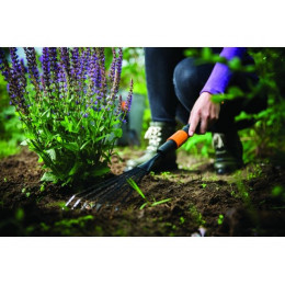 Насадка-грабли для цветов  QuikFit FISKARS