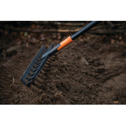 Грабли универсальные Solid FISKARS