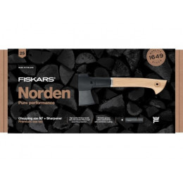 Топор Norden N7 FISKARS + точилка (комплект)