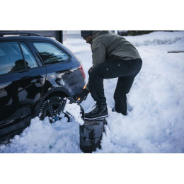 Лопата снеговая автомобильная X-series FISKARS