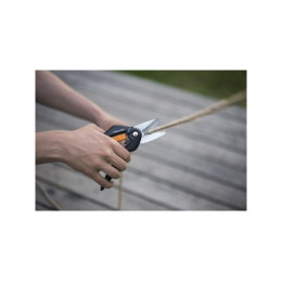 Ножницы универсальные SP28 Single Step FISKARS