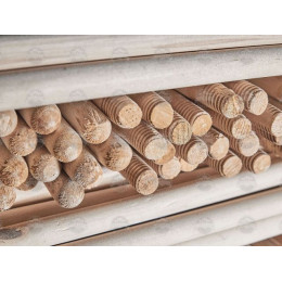 Черенок для щеток с резьбой ф25х1200мм (1 сорт)