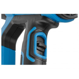 Термовоздуходувка BULL HG 6501 в чем. + набор сопл, 2000 Вт, 50-650 °С, плавная рег., LCD-дисплей