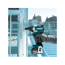 Аккум. ударный гайковерт MAKITA LXT DTW700RF1J в кейсе